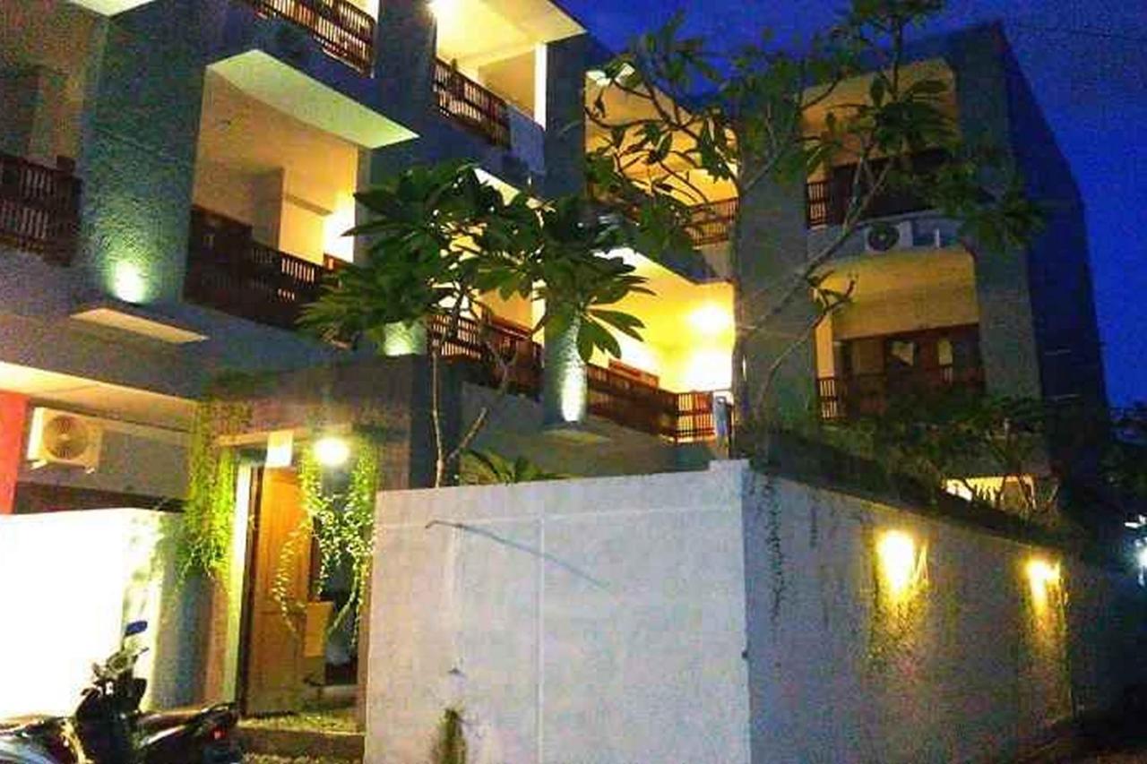 Reddoorz At Kerobokan Seminyak 2 Zewnętrze zdjęcie