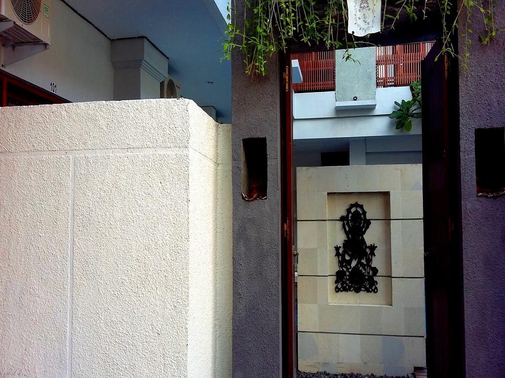 Reddoorz At Kerobokan Seminyak 2 Zewnętrze zdjęcie